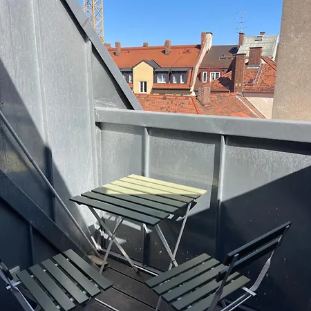 Apartment Design Auf 2 Etagen Mit Balkon Nahe Isar & Innenstadt *