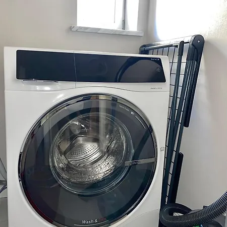 Apartment Design Auf 2 Etagen Mit Balkon Nahe Isar & Innenstadt München