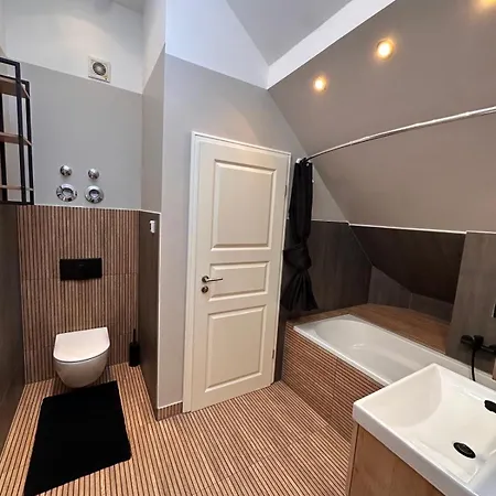 Design Auf 2 Etagen Mit Balkon Nahe Isar & Innenstadt Apartment Munich
